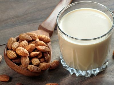 Τροφές πλούσιες σε ασβέστιο και βιταμίνη D για την προστασία των οστών (εικόνες)