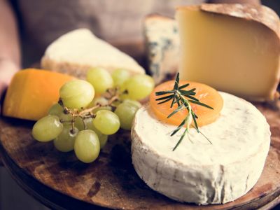 Πέντε γευστικά τυριά με λίγες θερμίδες (εικόνες)