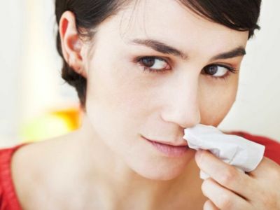 Ρινορραγία: 6 πιθανές αιτίες σε εικόνες