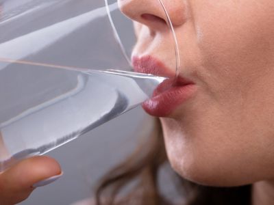 Επίμονη δίψα: 5 πιθανοί λόγοι σε εικόνες