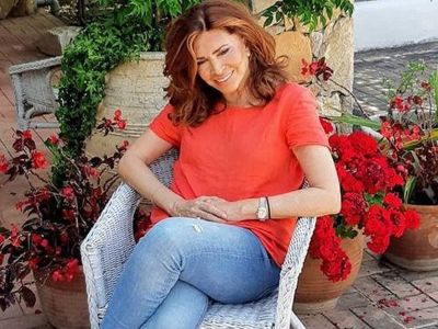 Μιμή Ντενίση: Θα ξετρελαθείς με τα σκεύη στο εξοχικό της στο Θεολόγο!