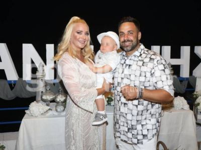 Γιαννιάς-Παντελιδάκη: Το φωτογραφικό άλμπουμ της βάφτισης του γιου τους