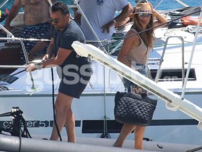 Νέες φωτό από τις διακοπές Τσολάκη - Πετρουλάκη: Άλλος για τη... βάρκα τους;