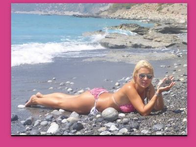 Ελένη Μενεγάκη: Τέλος τα ρετούς! Απόδειξη η νέα φώτο που την «καίει»!