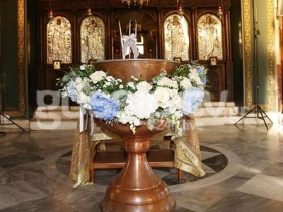 Λαμπερή βάφτιση στη showbiz στο κέντρο της Αθήνας