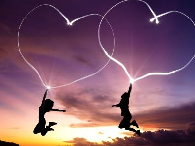 Αυτό είναι το νέο hot ζευγάρι της ελληνικής showbiz