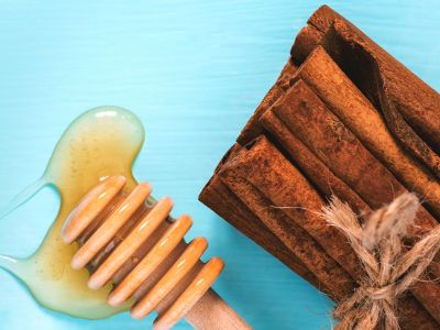 Μέλι & κανέλα: Ένας συνδυασμός με πολλές θεραπευτικές ιδιότητες (εικόνες)