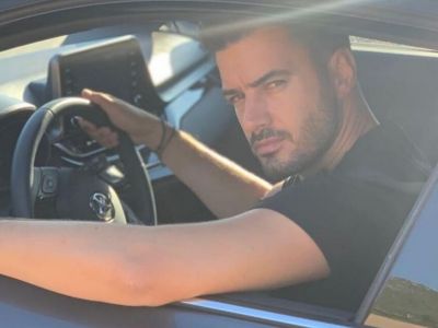 Γιάννης Τσιμιτσέλης: Στο νοσοκομείο ο ηθοποιός - Η φωτό που μας ανησύχησε