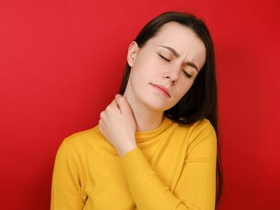 Ινομυαλγία: Ποιοι κινδυνεύουν & με ποια συμπτώματα εκδηλώνεται (εικόνες)