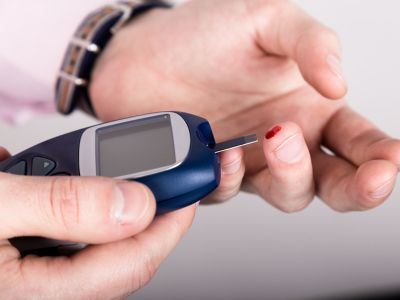 Υψηλό σάκχαρο στο αίμα: 5 απλές διατροφικές αλλαγές για να το μειώσετε (φωτο)