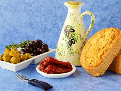 Μεσογειακή διατροφή: Ποιες σοβαρές παθήσεις προλαμβάνει (εικόνες)