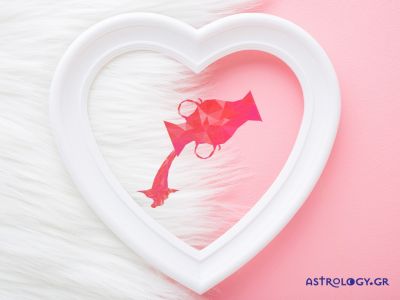 Υδροχόε, τι δείχνουν τα άστρα για τα αισθηματικά σου την εβδομάδα 23/11 έως 29/11
