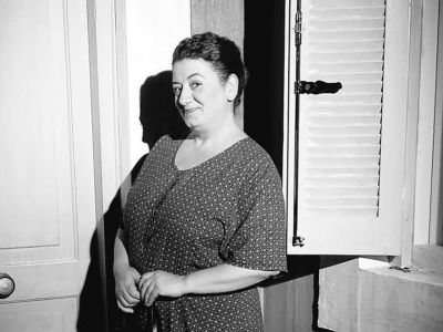 Άγριες Μέλισσες: Αγνώριστη η «Αγορίτσα» στα πρώτα της βήματα πριν 25 χρόνια! Κουκλάρα