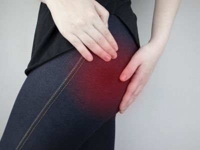 Ισχιαλγία: Φυσική συνταγή για να απαλλαγείτε & πώς θα την φτιάξετε (βίντεο)