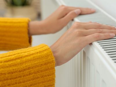 Παγωμένα δάχτυλα: Ποιες παθήσεις υποδεικνύει το σύμπτωμα (εικόνες)