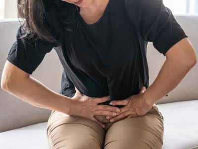 Πολυκυστικές ωοθήκες: Πώς επηρεάζουν το σωματικό βάρος