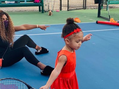 Η Serena Williams ποζάρει με την κόρη της Olympia για γνωστό οίκο μόδας