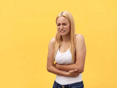 Γαστρίτιδα: 12 βασικά συμπτώματα που δεν πρέπει να αγνοήσετε (εικόνες)