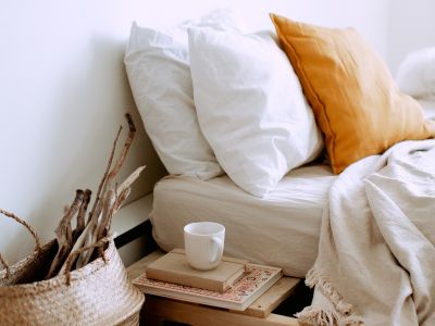 Πότε πραγματικά είναι η σωστή στιγμή για να αλλάζεις το μαξιλάρι που κοιμάσαι