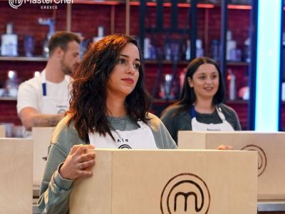 Masterchef 5:Οι φωτογραφίες της Λίας από το 2013 όταν τραγουδούσε σε κέντρο