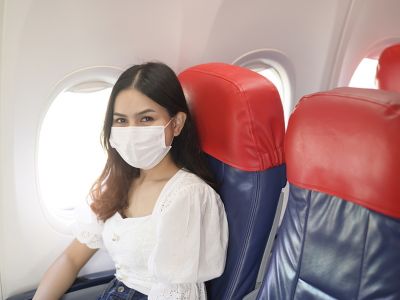 Κορονοϊός: Πώς θα προστατευτείτε στο αεροπλάνο;