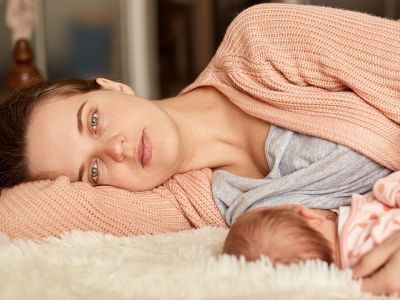 Οι μητέρες δεν χρειάζονται άλλες συμβουλές, ένα χέρι βοηθείας έχουν ανάγκη