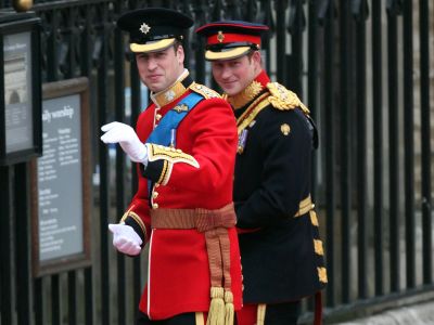 Το άγνωστο «αστείο» που έκανε ο William στον Harry πριν από 10 χρόνια στη γαμήλια ομιλία του