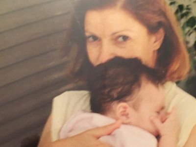 Πέμη Ζούνη: Αδημοσίευτες φωτό από το προσωπικό της άλμπουμ με την κόρη της