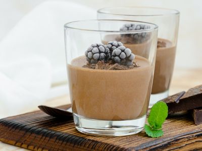 Πανεύκολη μους σοκολάτας με γιαούρτι για την Ημέρα της Μητέρας