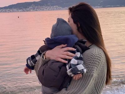 Σκέτη γλύκα ο γιος της Φλορίντας Πετρουτσέλι - Η φώτο που πρέπει να δείτε