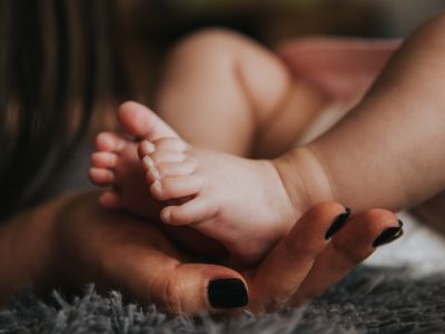 Γιορτή της Μητέρας: 10 διάσημες μαμάδες σε σπάνια στιγμιότυπα με τα παιδιά τους