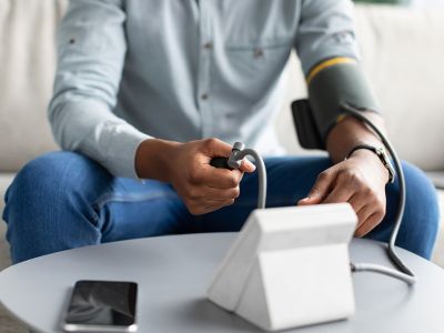 Παγκόσμια Ημέρα Υπέρτασης: Οι σοβαροί κίνδυνοι από την αρρύθμιστη υψηλή πίεση (εικόνες)