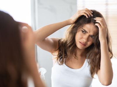 Πιτυρίδα: 3 tips για να την απομακρύνετε φυσικά