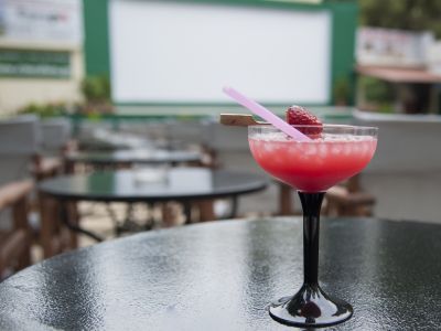 Τι θα κάνεις αύριο; Άνοιξαν τα θερινά σινεμά! 5 ταινίες για να διαλέξεις