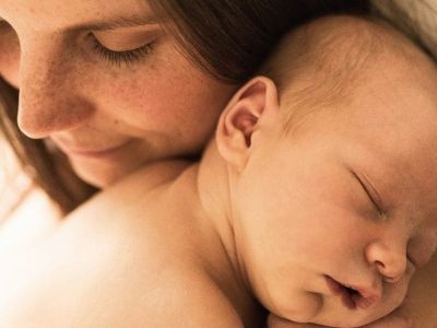 Μαμάδες φωτογραφίζονται με τα νεογέννητα μωρά τους - Υπέροχες φώτο