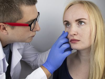 Ασθένειες που πλήττουν την όραση & με ποια συμπτώματα εκδηλώνονται (εικόνες)