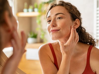 Αντιγήρανση: Προλάβετε τις ρυτίδες με αυτά τα φυσικά υλικά (εικόνες)