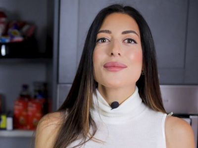 Φλορίντα Πετρουτσέλι: Η συνταγή της για σπιτικό ψωμί (εικόνες)