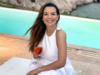 Νικολέττα Ράλλη: Ετοιμάζεται για διακοπές και αυτή τη λίστα έφτιαξε για τη Σοφία