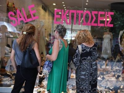 Θερινές εκπτώσεις 2021: Ανοικτά τα καταστήματα την Κυριακή