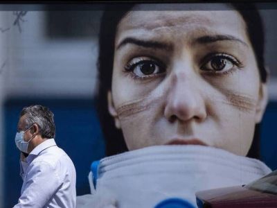 Κορονοϊός - Εφιαλτική πρόβλεψη Σαρηγιάννη: 18.000 κρούσματα ημερησίως τον Οκτώβριο