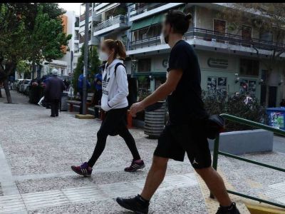 Κορονοϊός: Τα συμπτώματα που δεν πρέπει να αγνοήσετε - Οι διαφορές για άνδρες και γυναίκες