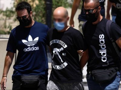 Ηλιούπολη: Ο βίος και πολιτεία του 39χρονου αστυνομικού που εξέδιδε την 19χρονη