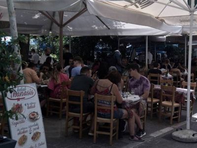 Στο τραπέζι αλλαγές στη λειτουργία της εστίασης - Τα σενάρια και το δίλημμα για τους μεικτούς χώρους