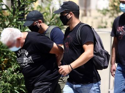 Ηλιούπολη: Αρνείται τα πάντα ο πατέρας, αιχμές για κάλυψη από τη μητέρα - ολόκληρο το υπόμνημα του