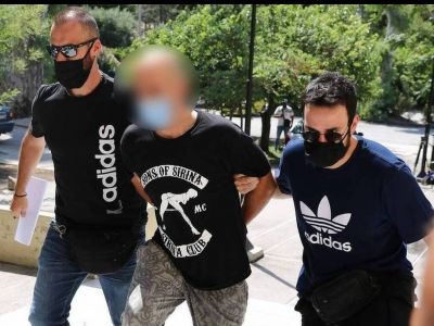 Ηλιούπολη: «Εκδιδόταν κατ' επιλογή της», λέει ο κατηγορούμενος αστυνομικός - Αρνείται τις κατηγορίες