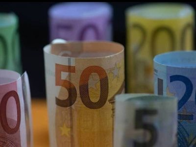 Χατζηδάκης: «Οι σκέψεις για την αύξηση του κατώτατου μισθού - Καμία απόφαση ακόμα»