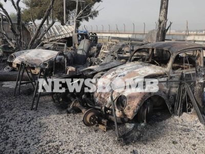 Φωτιά Βαρυμπόμπη: Οδοιπορικό του Newsbomb.gr στα καμένα - Εικόνες ανείπωτης θλίψης και καταστροφής