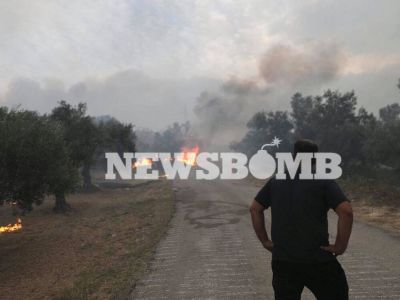 Ανεξέλεγκτη η φωτιά στην Εύβοια: Εκατοντάδες απεγκλωβισμοί πολιτών – Αγώνας για να σωθεί το Μαντούδι