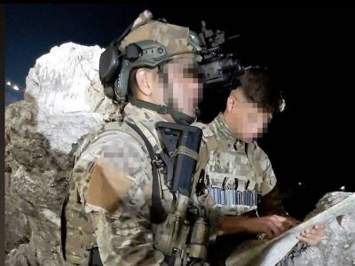 Φωτιές: Οι «ήρωες με τα χακί» - Από τους πιλότους Καναντέρ και Σινούκ μέχρι το ΕΤΑΚ και τα γκρέιντερ